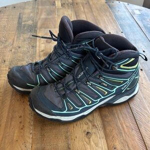 Salomon X Ultra 2 Mid GTX Hiking Boots Size 9.5